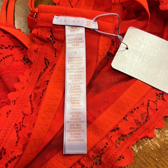 NWT Savage X Fenty Red Bralette size 1X XL L lace mesh - Picture 5 of 5
